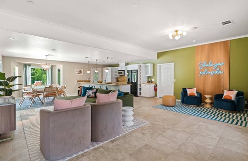 Racquet Club West House | Free Pool Heating! Hot tub, Pool table, Fire pit!