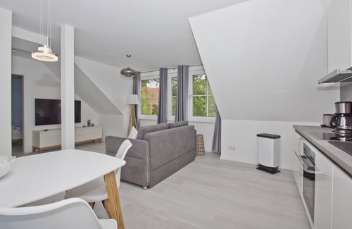 Gross Zicker Apartment | Free use of the AHOI adventure pool and sauna - Haus Inselwind FeWo MEERwind