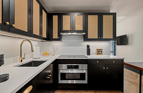 Bowery Condo | Freeman III by Rove 1BR Condo with Shared Amenities