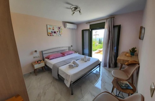 Sarlata Apartment | Freesia Grand Sea View Residence