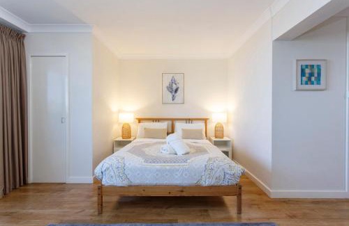 Fremantle Apartment | Fremantle Sunset Studio Rottnest Island Views
