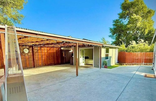 Fremont House | Fremont - 3 bedroom 1 bath