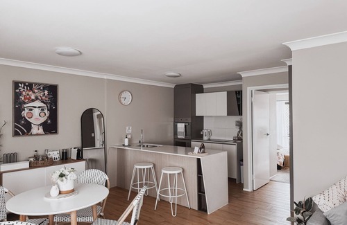 Toowoomba Apartment | French by Queens