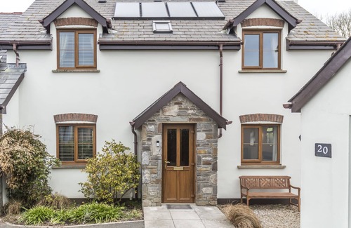 St. Florence House | French Fields - 4 Bedroom - St Florence