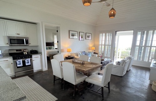 Governor's Harbour House | French Leave South Beach Dogtrot Villa 2 Bedroom Villa