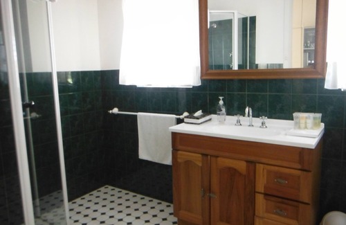 Minlacowie House | French Provincial accommodation in the heart of Yorke Peninsula