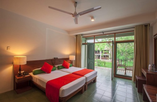 Sigiriya Hotel | Fresco Water Villa