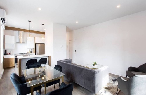 Mile End Apartment | Fresh 1 Bdr in the Heart of Mile End by Denstays