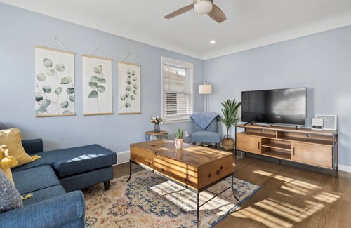 Ferndale House | Fresh and Remodeled Ferndale 3 BR Getaway