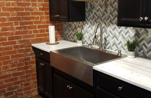 Corryville Apartment | Fresh Modern Industrial Split Level Apartment