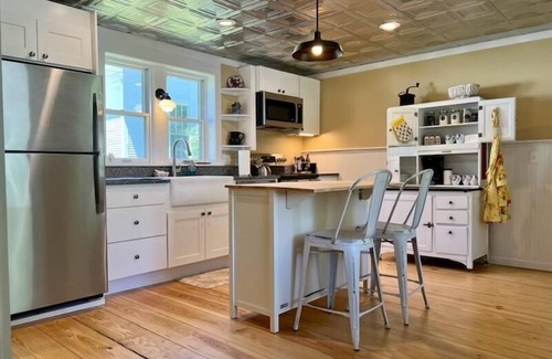 Charlemont Other | Fresh mountain air, colorful foliage, antique shops, Mount Greylock and more!