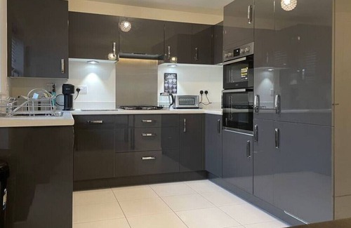 Crewe House | Fresh & Spacious New Build Home