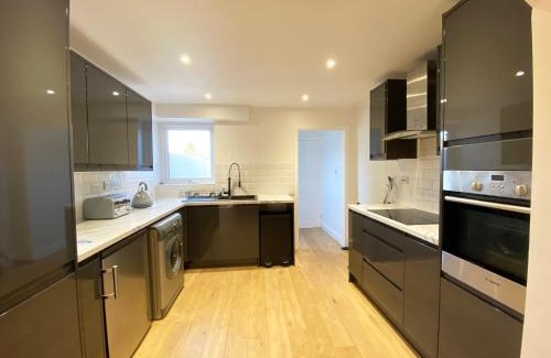 Hereford House | Freshly renovated 2 bedroom Victorian town house.