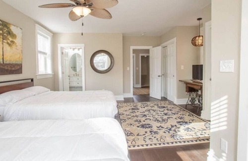 Benton Park House | Freshly Renovated Home in Historic Soulard from Cardinal Vacation Homes