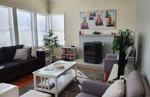 Berrima House | Freshly renovated, spotlessly clean entire home
