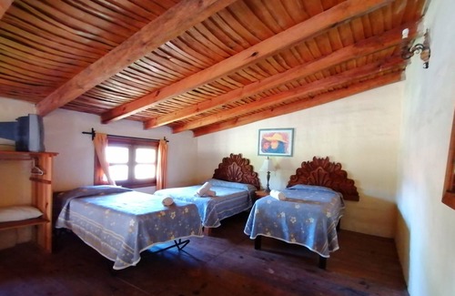 Mascota House | FRESNO CABIN