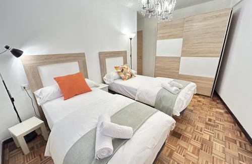 La Corredoria y Ventanielles Apartment | Frey Ceferino Suite