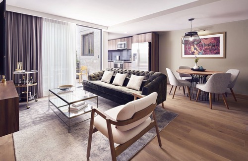 La Condesa Apartment | Frida Boutique Stays by Viadora
