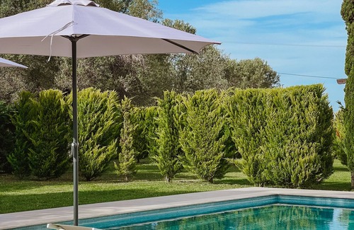Pefkochori Villa | Friday Mood