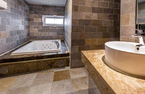 Dongseon-dong Hotel | Friendly DH Naissance Hotel by Mindrum Group