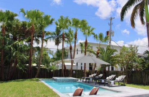 Croissant Park House | Friendly Fox Luxury Pool & Spa - Near DT & Beach home