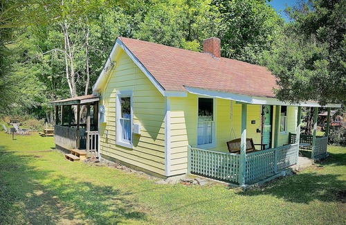 Hot Springs Cottage | Frog Holler Cottage