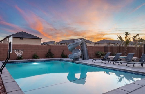 Santa Clara House | (From$569 Sleeps43)PrivatePool*Rec-Court*MiniGolf*Theatre* Complete Privacy *
