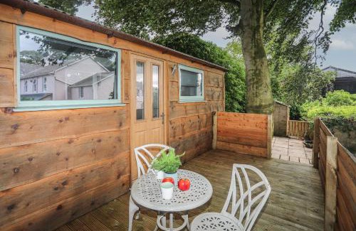 Pentraeth House | Fron Goch Shepherd's Hut