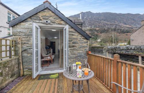 Tanygrisiau House | Fron Hyfryd