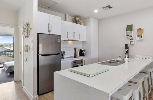 Normanville Apartment | Front 9 then Dine - 3/61 St Andrews Boulevard