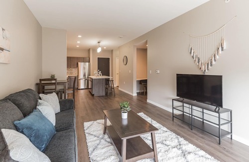 Court Avenue Entertainment District Apartment | FRONTDESK Confluence on 3rd Apt Downtown Riverwalk Trails