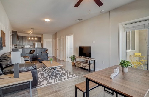 Five Points South Apartment | FRONTDESK Flats on 4th Apts Downtown Birmingham