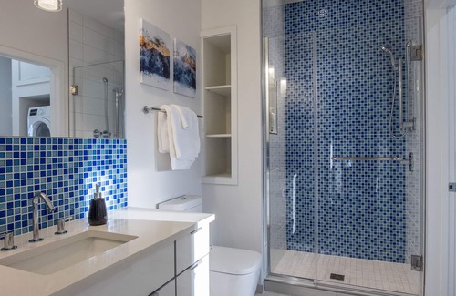Downtown Kansas City Apartment | FRONTDESK Sky on Main Apts Downtown Kansas City