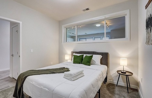 West Philadelphia Apartment | FRONTDESK The Hub at 31 Brewerytown Apts Philadelphia