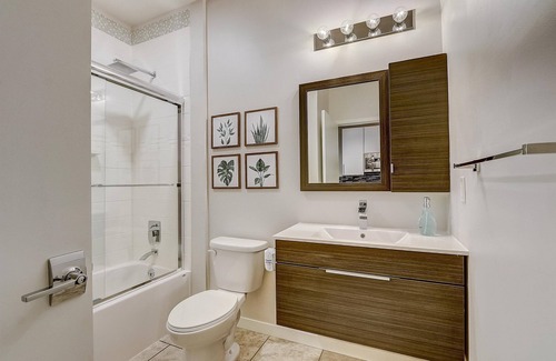 West Philadelphia Apartment | FRONTDESK The Hub at 31 Brewerytown Apts Philadelphia