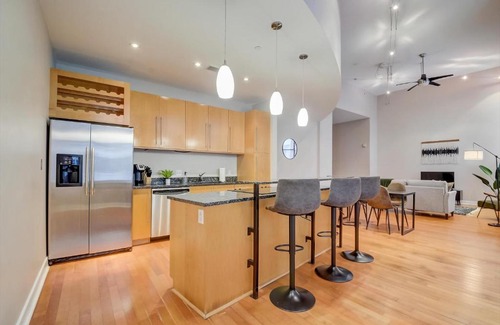 Downtown St. Louis Apartment | FRONTDESK The Lofts at OPOP Downtown St Louis