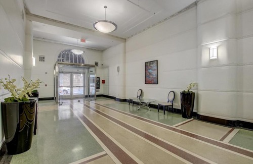 Downtown St. Louis Apartment | FRONTDESK The Lofts at OPOP Downtown St Louis