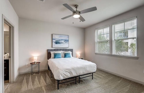 Golden Glades - The Woods Apartment | FRONTDESK The Point at Tamaya Apts Jacksonville