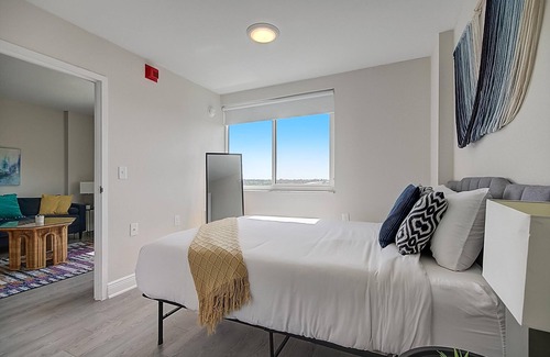 St. Petersburg Apartment | FRONTDESK The Wayland Apts Downtown St Pete