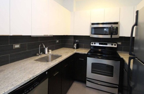 East Hyde Park Apartment | Frontdesk | Trendy Studio Apt in Hyde Park
