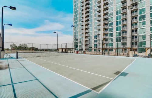 Charlotte Center City Apartment | FRONTDESK Uptown Apts with City Views Charlotte