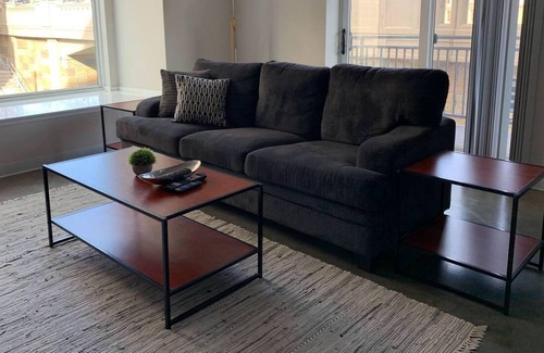 Milwaukee Apartment | FRONTDESK Walker's Landing Apts Riverwest Milwaukee