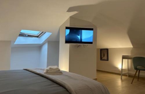 Lake Bracciano Apartment | Fronte lago , mansarda da favola