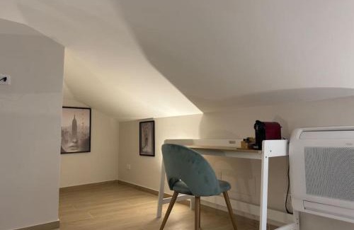 Lake Bracciano Apartment | Fronte lago , mansarda da favola