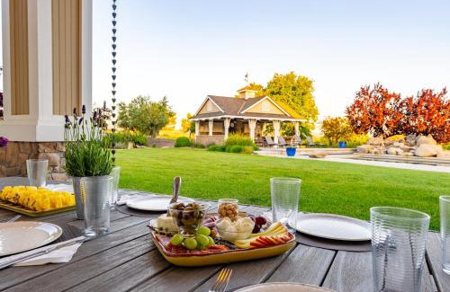 Templeton House | Frontier Farmhouse