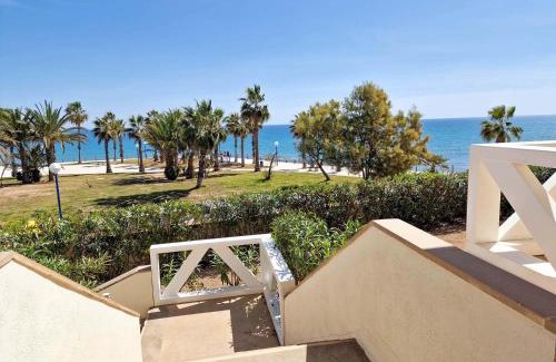 Orihuela Costa Villa | Frontline Beach Villa Playa Flamenca