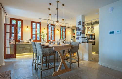 Son Servera Ski Chalet | Frontline in Son Servera with pool and jacuzzi with spectacular sea views