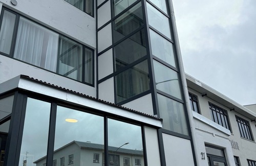 Hliðar Apartment | Frost Apartments by Heimaleiga