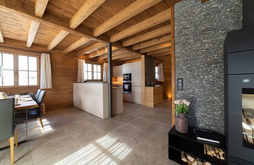 Wildhaus Ski Chalet | Frümsel 4-room chalet near the mountain railways