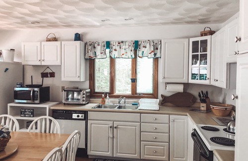Standish Cottage | Frye Island, Sebago Lake, Maine-Large Open Concept Chalet Sleeps 8+